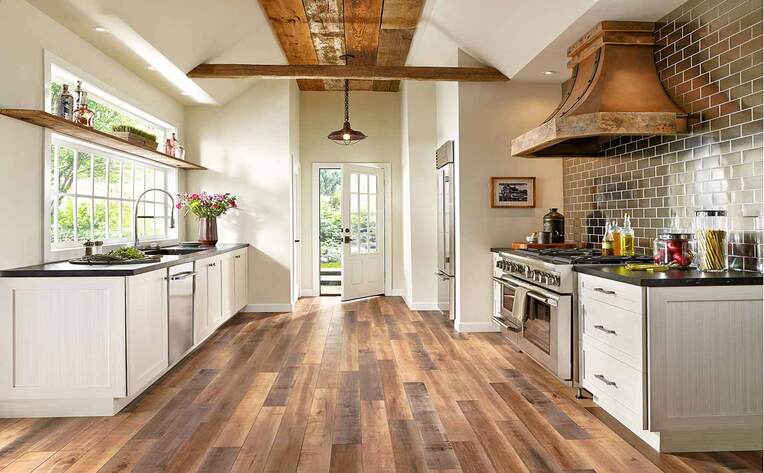 Laminate_Flooring_in_Kitchen